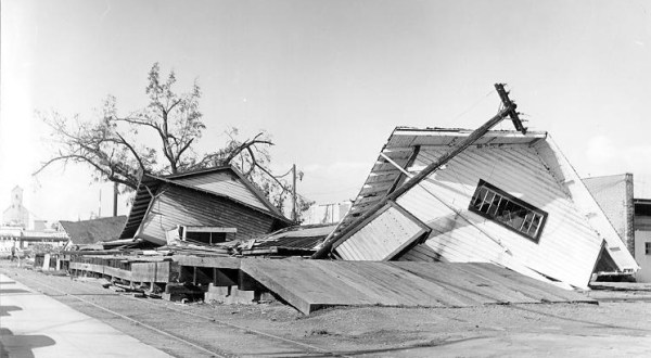 A Terrifying, Deadly Storm Struck Oregon In 1962 And No One Saw It Coming