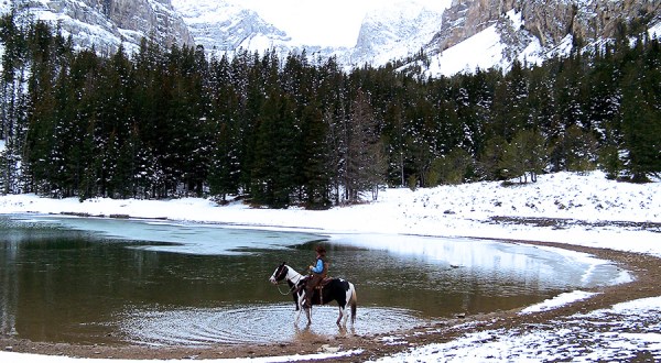 The Winter Horseback Riding Trail In Idaho That’s Pure Magic