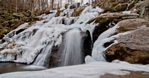 7 Gorgeous Frozen Waterfalls In Virginia That Must Be Seen To Be Believed