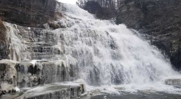 14 Gorgeous Frozen Waterfalls In New York That Must Be Seen To Be Believed