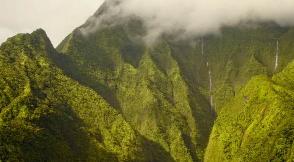The Wettest Place On Planet Earth Is Right Here In Hawaii And You Need To Visit