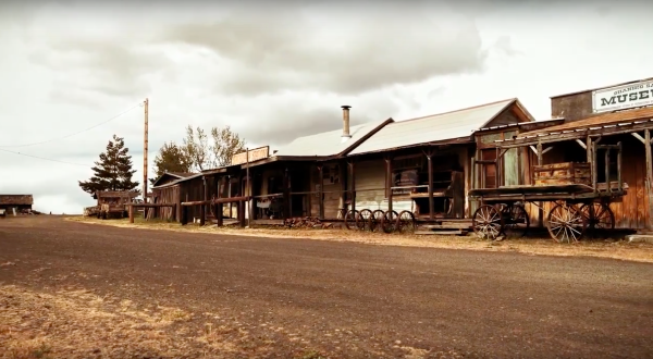 Most People Have Long Forgotten About This Tiny Town In Oregon
