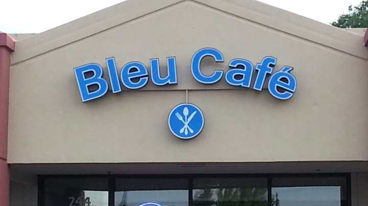 Bleu Cafe