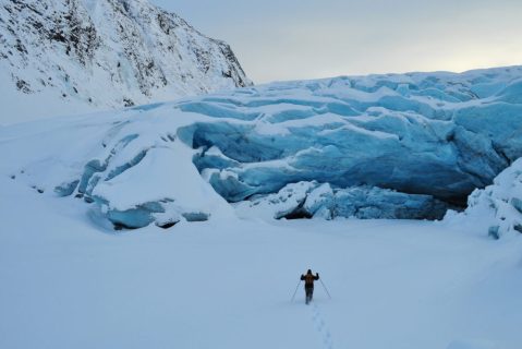 18 Picturesque Trails In Alaska That Are Perfect For Winter Hiking