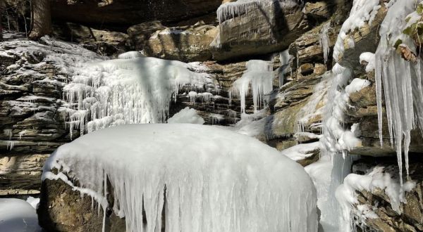 8 Gorgeous Frozen Waterfalls In Kentucky That Must Be Seen To Be Believed