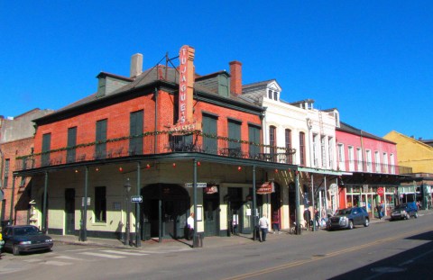 5 Historic Neighborhoods In New Orleans That Will Take You Back In Time