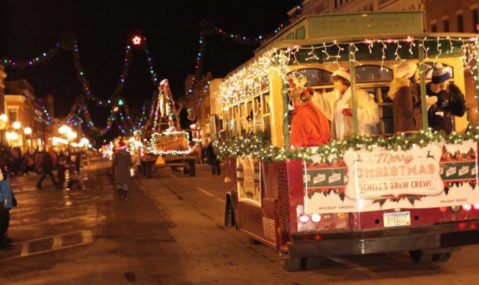 11 Main Streets In Minnesota That Are Pure Magic During Christmastime