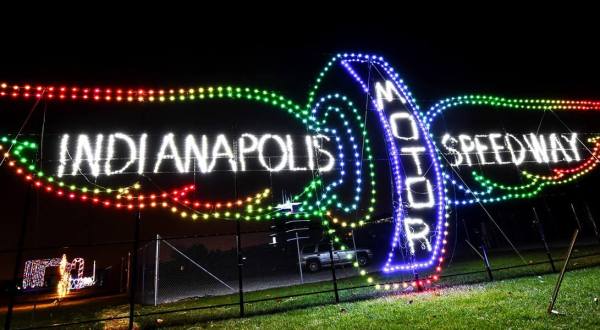 The Phenomenal Holiday Lights Show In Indiana That Will Fill You With Christmas Cheer
