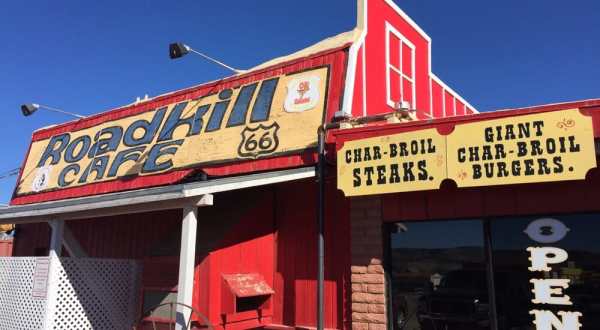 Here Are 13 Iconic Restaurants Along Arizona’s Route 66 That You Need To Try