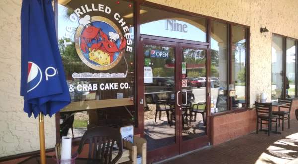 The Restaurant In South Carolina That Serves Grilled Cheese To Die For