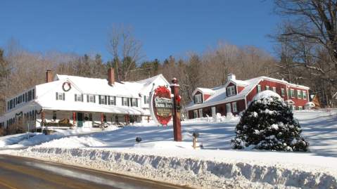 The Christmas Themed Restaurant In New Hampshire You Absolutely Must Visit