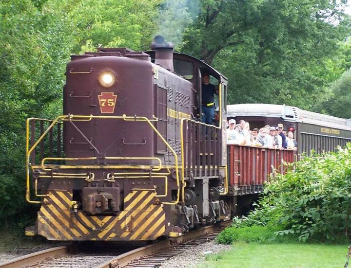 train excursions in pa