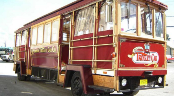 The Historic Trolley Ride Everyone In Alaska Should Take At Least Once