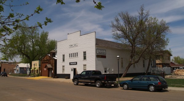 You’ll Never Run Out Of Things To Do In This Tiny North Dakota Town