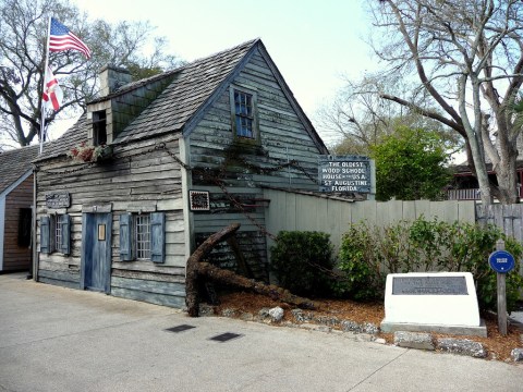 The Oldest Wooden Schoolhouse In America Is Right Here In Florida And It's Amazing
