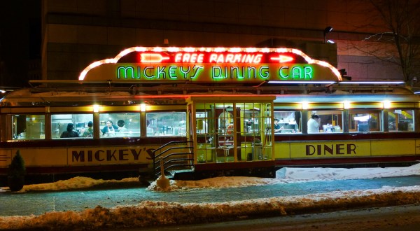 The Iconic Minnesota Diner That Will Take You Back In Time