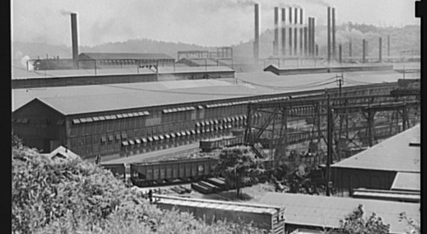 These 10 Rare Photos Show Pittsburgh’s Steel History Like Never Before