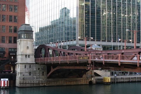 The Deadly History Of This Illinois Bridge Is Terrifying But True