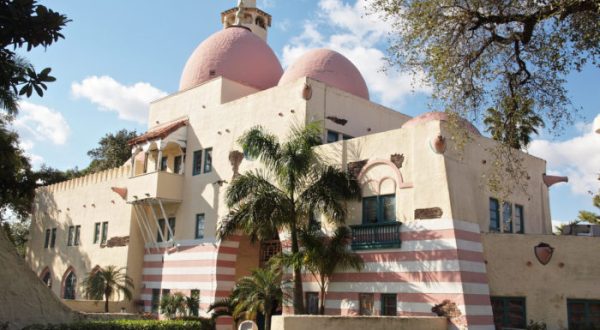 This Small Town City Hall In Florida Is One Of The Most Unique In America