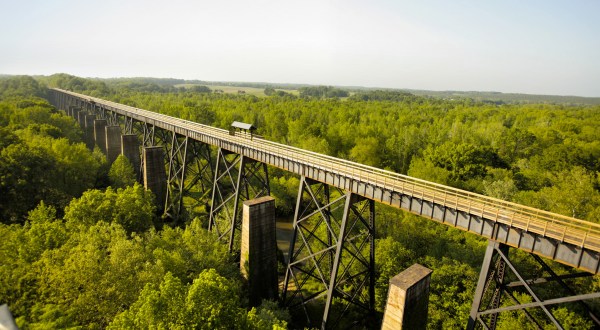 The Bridge Hike In Virginia That Will Make Your Stomach Drop