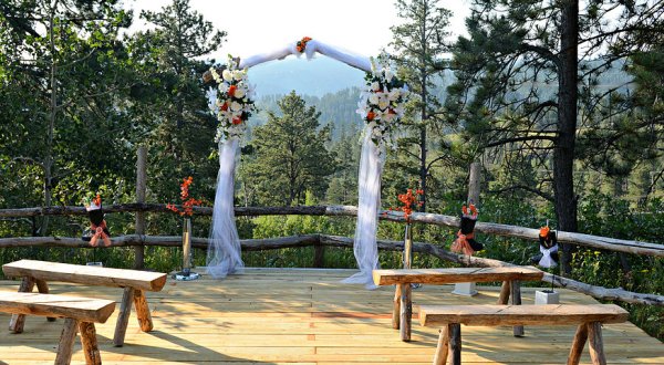 These 13 Wedding Venues In South Dakota Are Perfect In Every Way