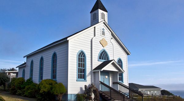 There’s No Chapel In The World Like This One In Northern California