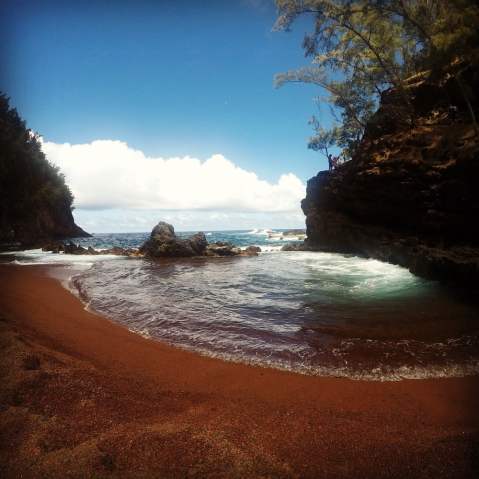One Of The World's Only Red Sand Beaches Is Right Here In Hawaii