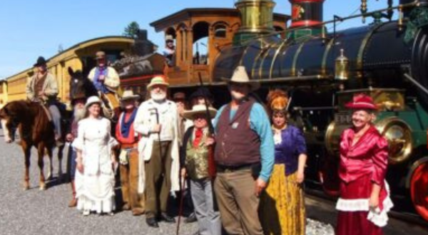 These 6 Themed Train Rides In Pennsylvania Will Give You An Unforgettable Experience