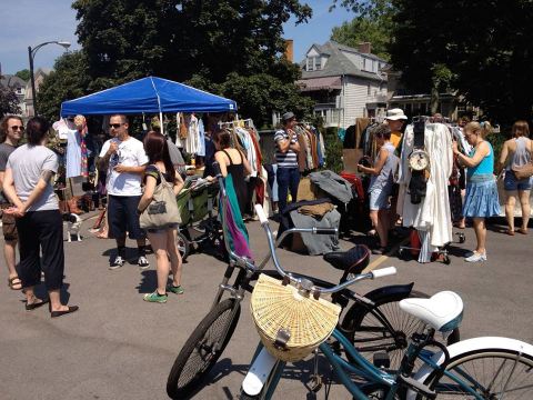 3 Must-Visit Flea Markets In Buffalo Where You'll Find Awesome Stuff