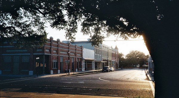7 Small Towns In Rural Louisiana That Are Downright Delightful