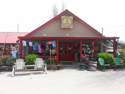 There's No Better Place Than This Small Town Vintage Shop In Rural Tennessee
