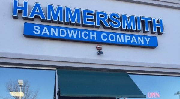 The Restaurant In New Hampshire That Serves Grilled Cheese To Die For