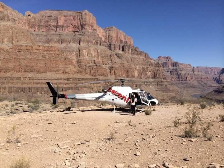 Serenity Helicopters (Boulder City)