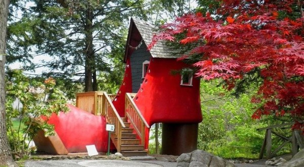 Here Are The 7 Weirdest Places You Can Possibly Go In New Hampshire