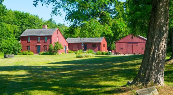 You’ll Want To Visit These 11 Houses In Massachusetts For Their Incredible Pasts