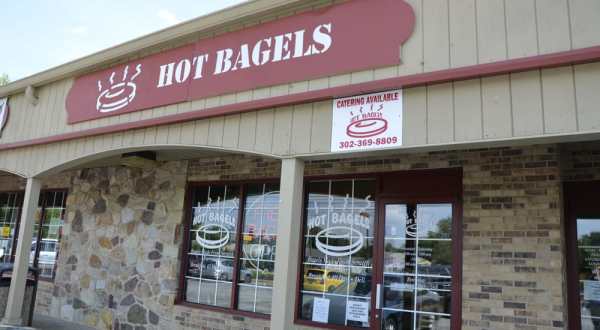 Enjoy The Most Mouthwatering Bagels At These 5 Delaware Shops