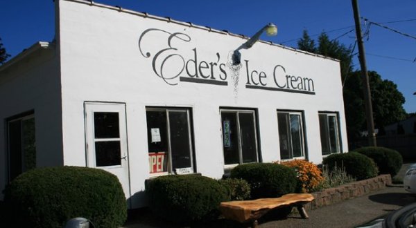 A Tiny Shop In Pennsylvania, Eder’s Serves Homemade Ice Cream That’s Been A Favorite For Almost A Century