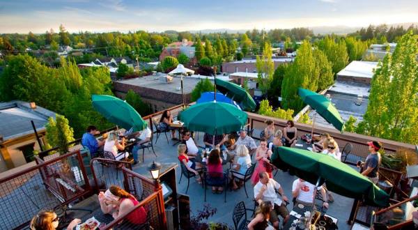 These 7 Restaurants In Portland Have Jaw-Dropping Views While You Eat