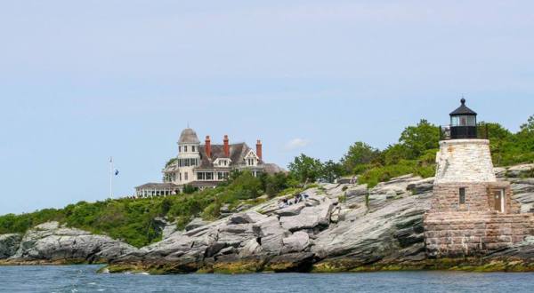 The Secluded Restaurant In Rhode Island With The Most Magical Surroundings