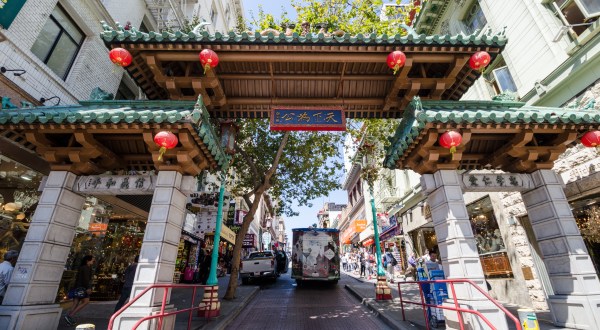 The Oldest Chinatown In America Is Right Here In San Francisco And It’s Amazing