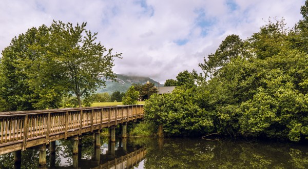 Escape To These 10 Hidden Oases In South Carolina To Find Peace And Quiet
