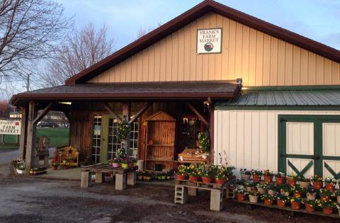 A Gorgeous Farm Bakery In Pennsylvania, Frank's Market Is A Must-Visit