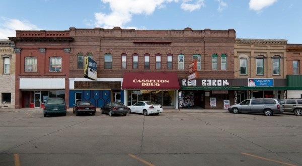 8 Towns In North Dakota With The Best, Most Lively Main Streets