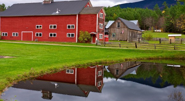 Blink And You’ll Miss These 11 Teeny Tiny Towns In New Hampshire