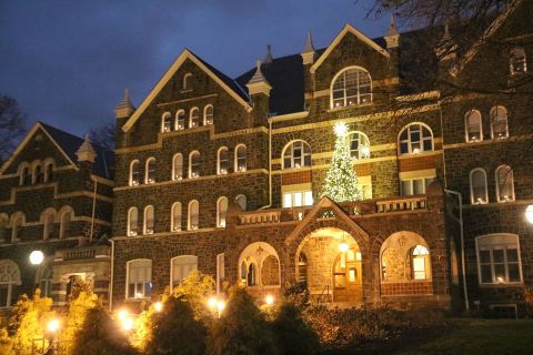 These 9 Haunted Universities In Pennsylvania Will Terrify You