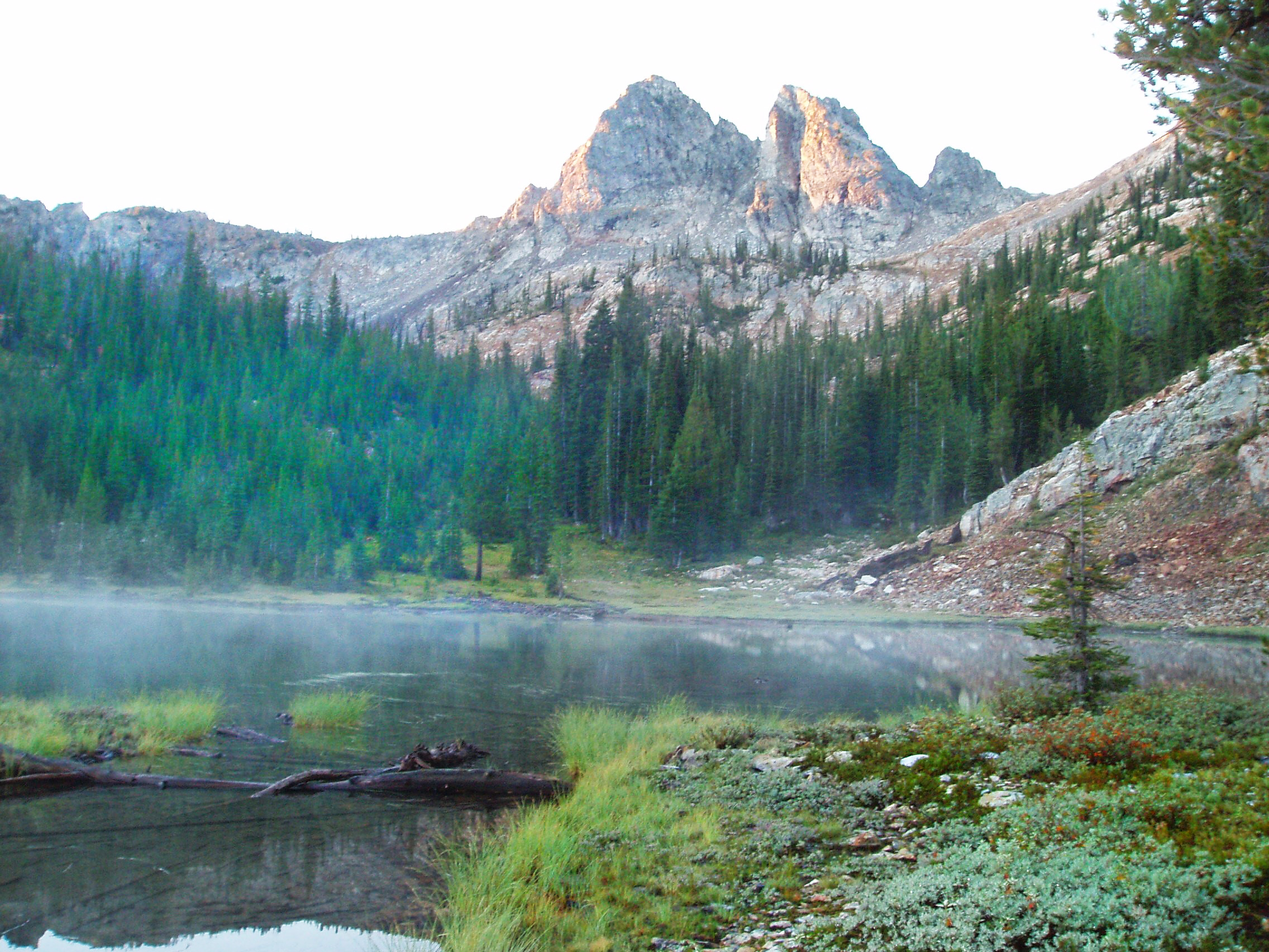 9 Beautiful Idaho Lakes With A Magical Aura About Them.