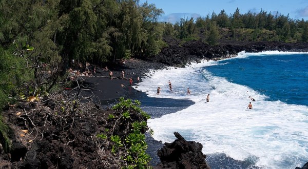 8 Magical Hidden Gems You’ll Discover In This Underrated Hawaiian District