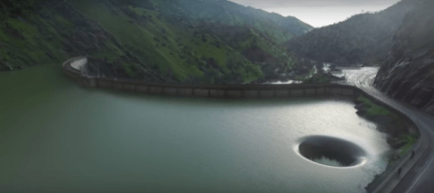 A Gaping Hole Is Draining This Northern California Lake And It's Mesmerizing
