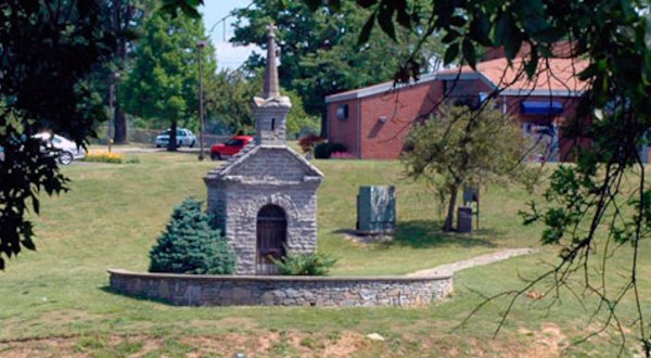 The Tiniest Church In The World Is Located Right Here In Kentucky