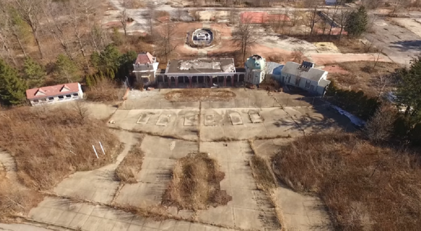 Drone Footage Captured At This Abandoned Cleveland Amusement Park Is Truly Grim